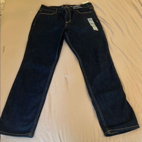 Old Navy Dark Wash High-Waisted Wow Straight Ankle Jeans - Picture 3 of 5